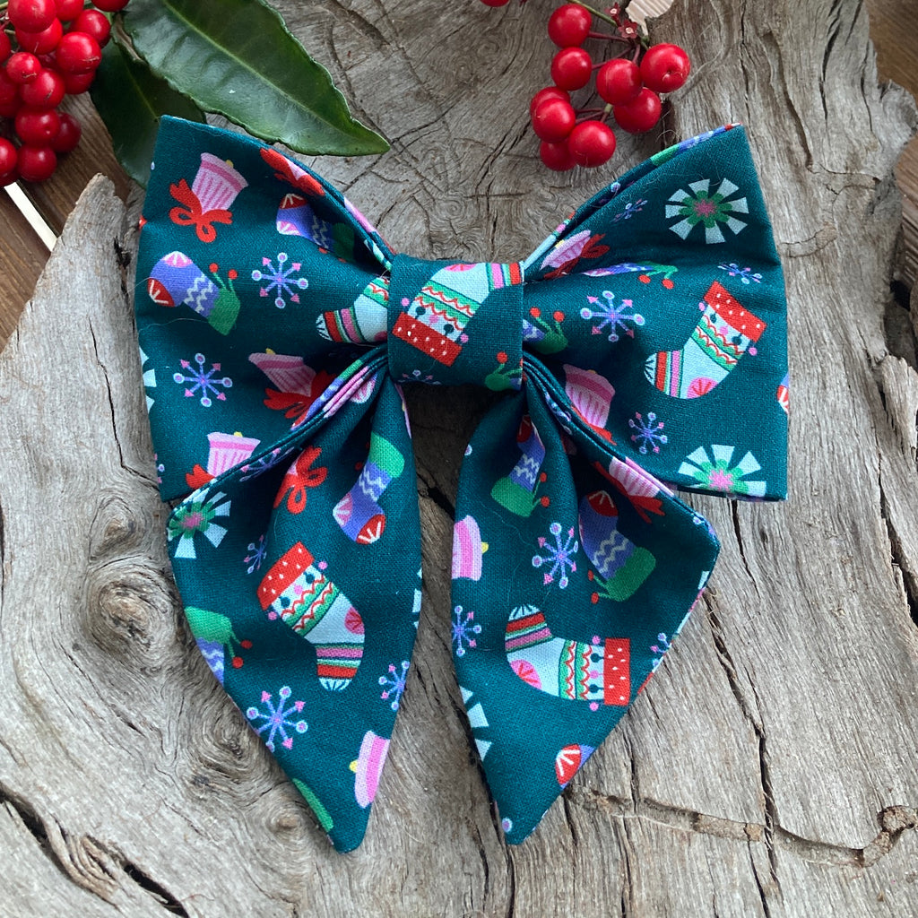 Xmas Dog Sailor Bow - "GREEN STOCKINGS"